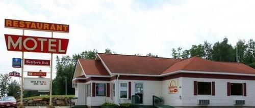 Plaster Rock Settler'S Inn & Motel מראה חיצוני תמונה